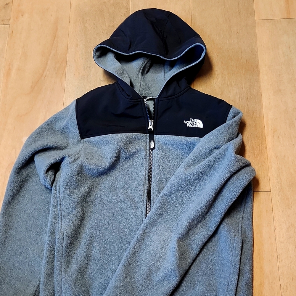 Boys 14/16 North Face jacket